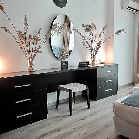 Apartment Boho With Pool And Area Burgas