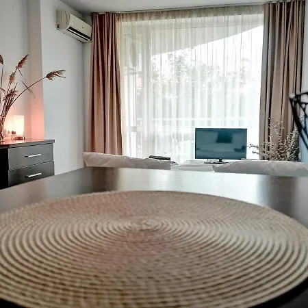 Apartment Boho With Pool And Area